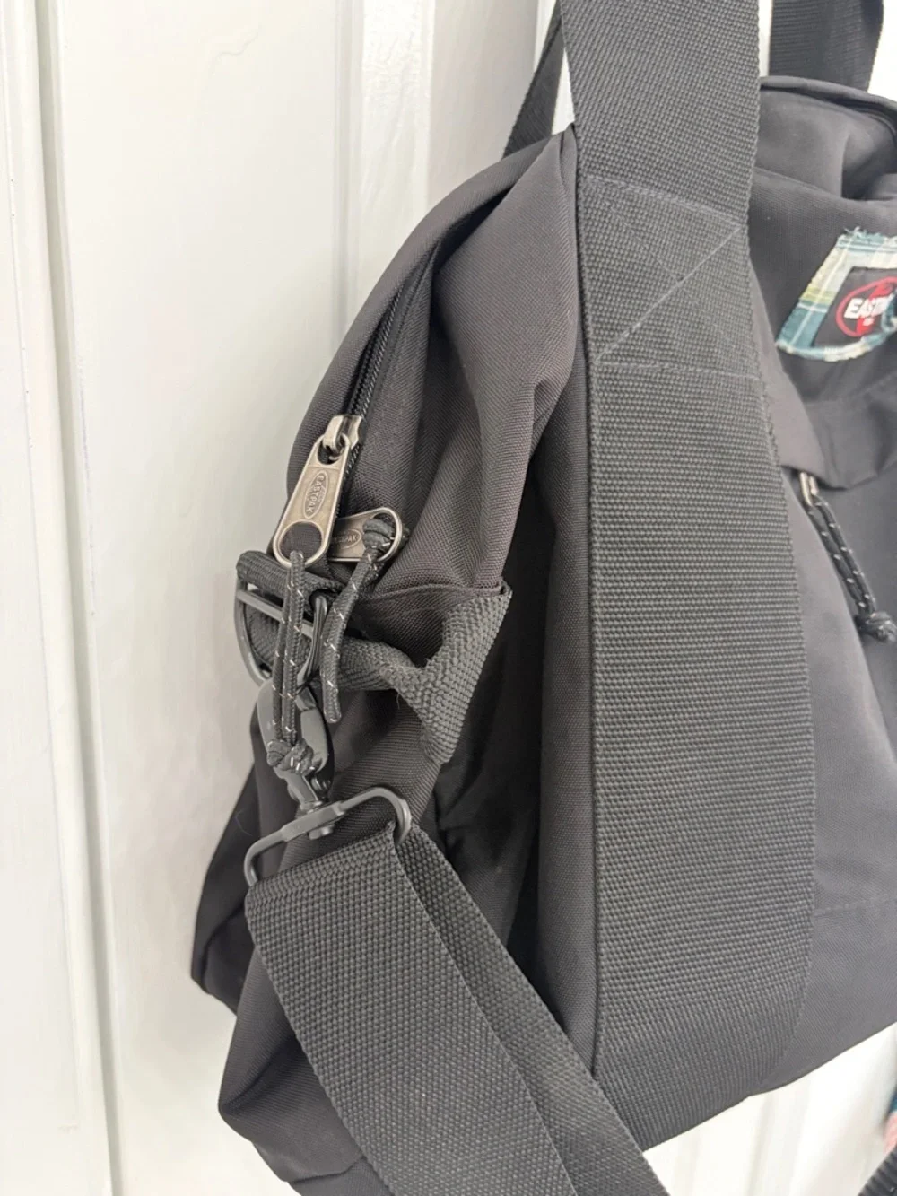 Rare Eastpak How To Survive Skull Patch Duffle Bag•Goth•Grunge•Travel Ready•GUC